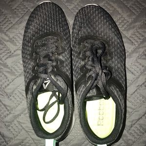 women’s size 9 reebok